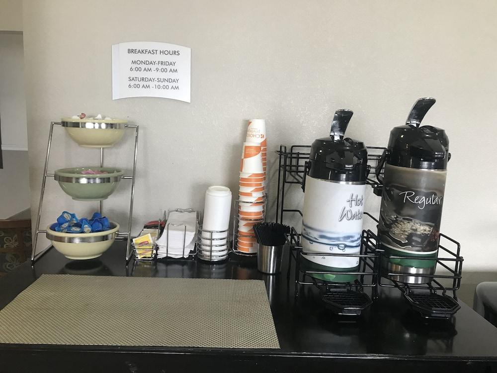 Quality Inn Near I-72 And Hwy 51 Forsyth Εξωτερικό φωτογραφία