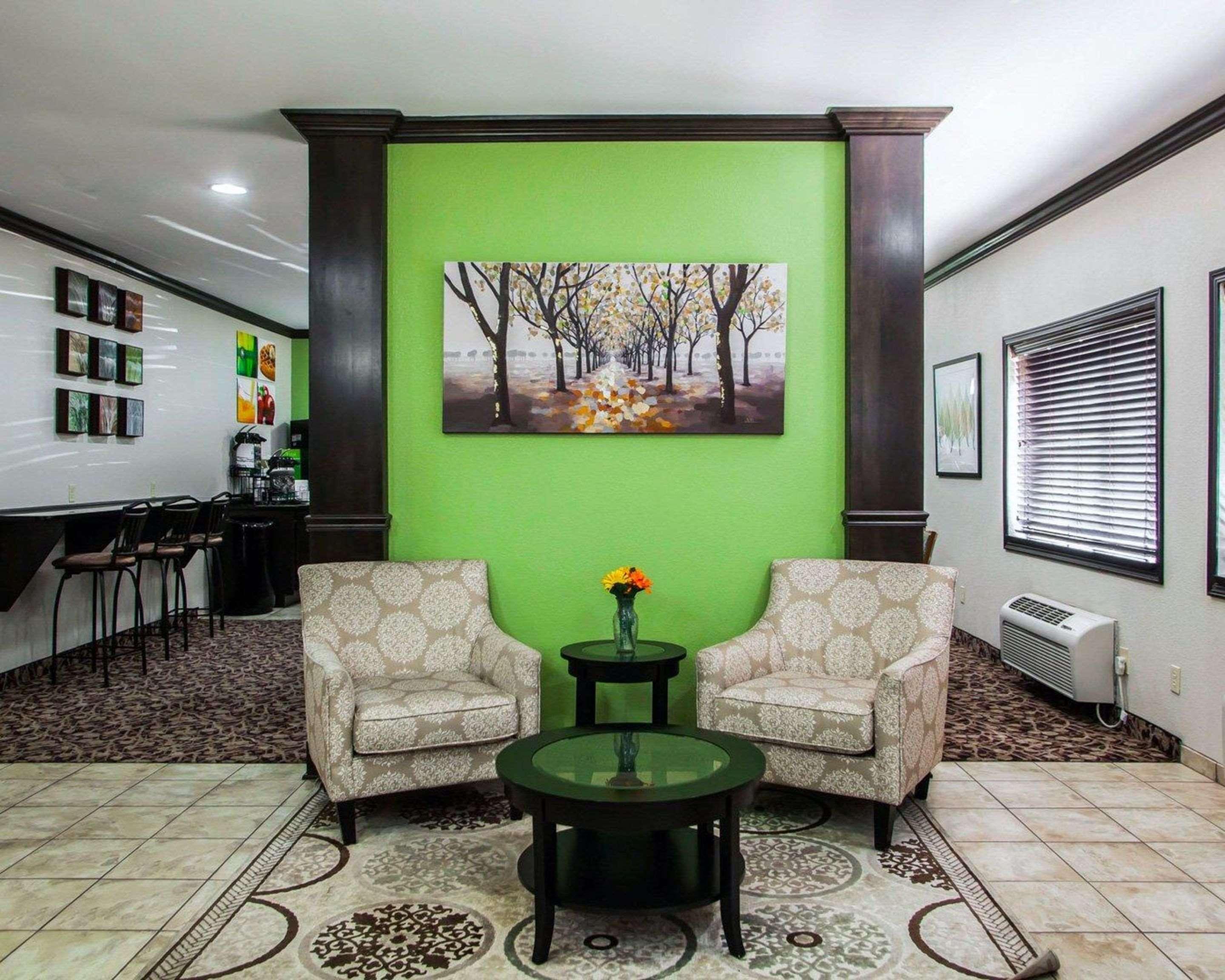 Quality Inn Near I-72 And Hwy 51 Forsyth Εξωτερικό φωτογραφία