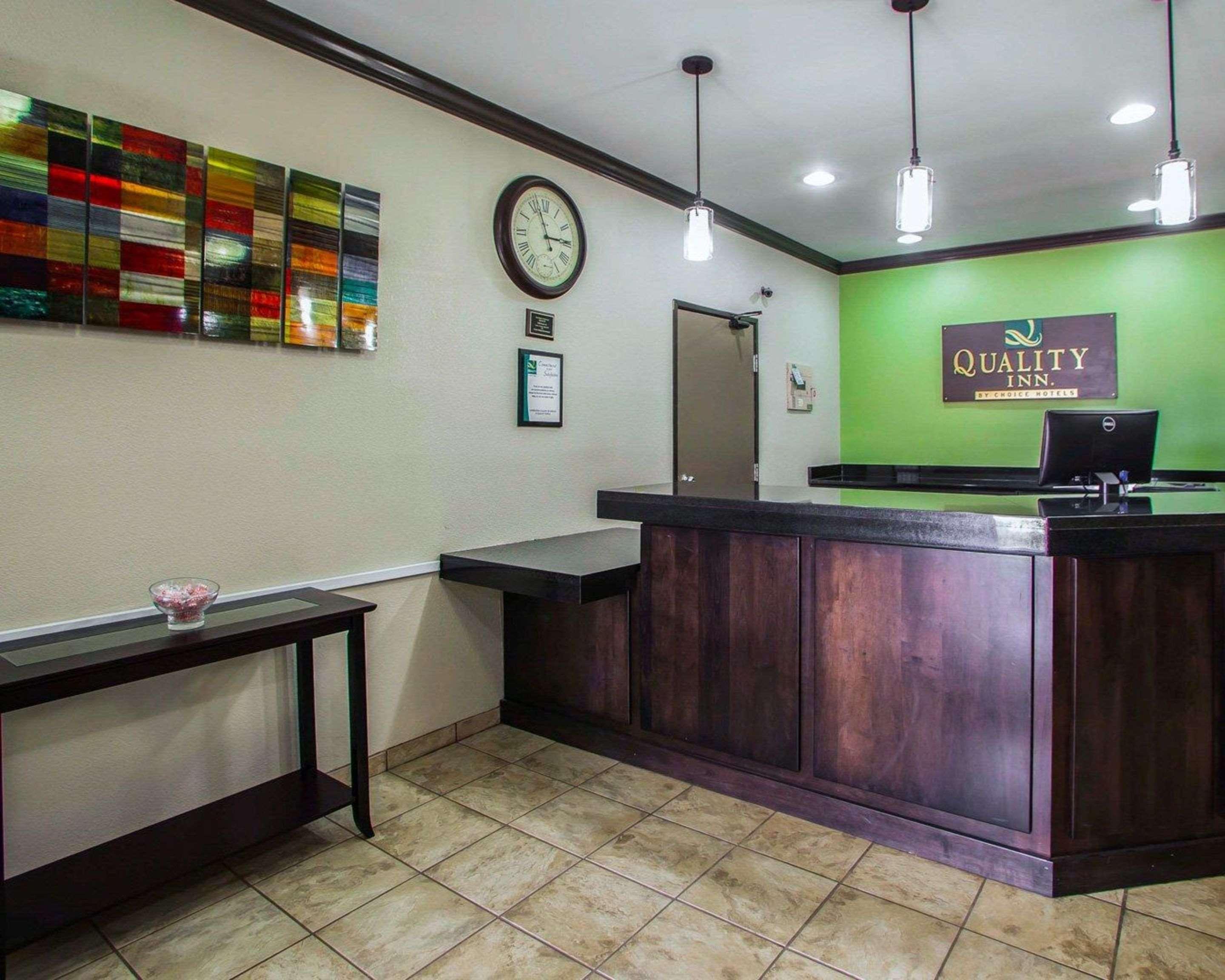 Quality Inn Near I-72 And Hwy 51 Forsyth Εξωτερικό φωτογραφία