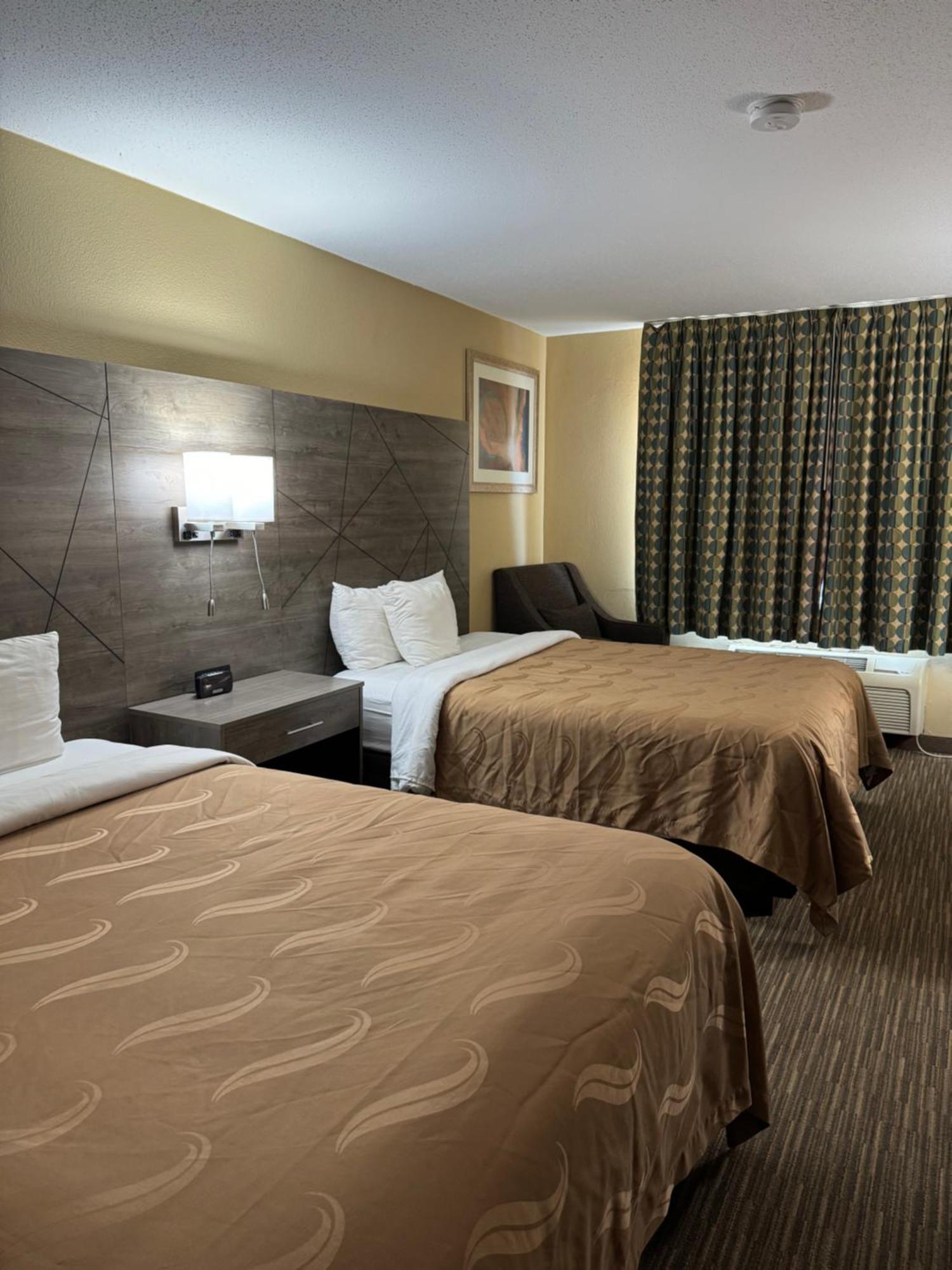 Quality Inn Near I-72 And Hwy 51 Forsyth Εξωτερικό φωτογραφία