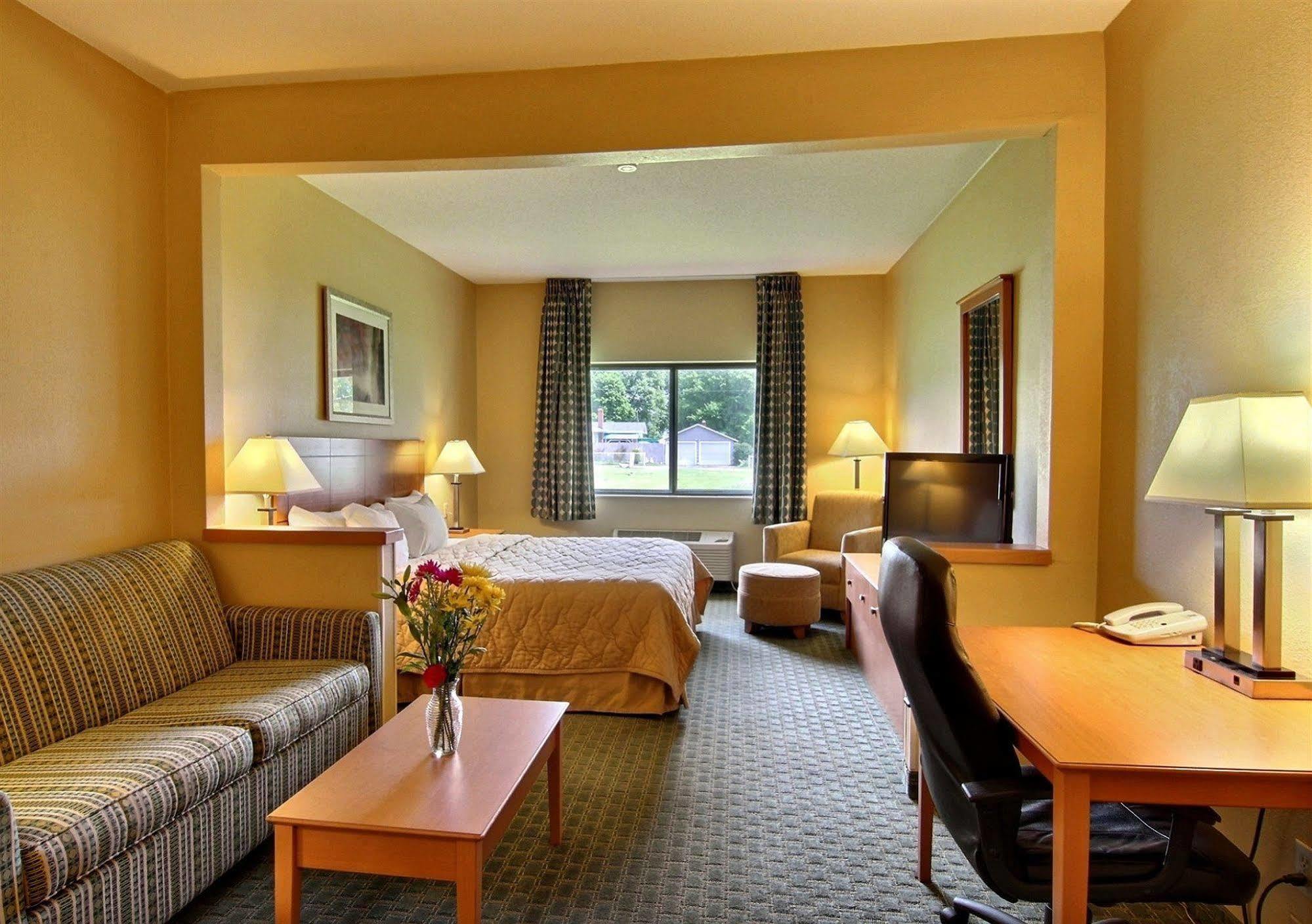 Quality Inn Near I-72 And Hwy 51 Forsyth Εξωτερικό φωτογραφία